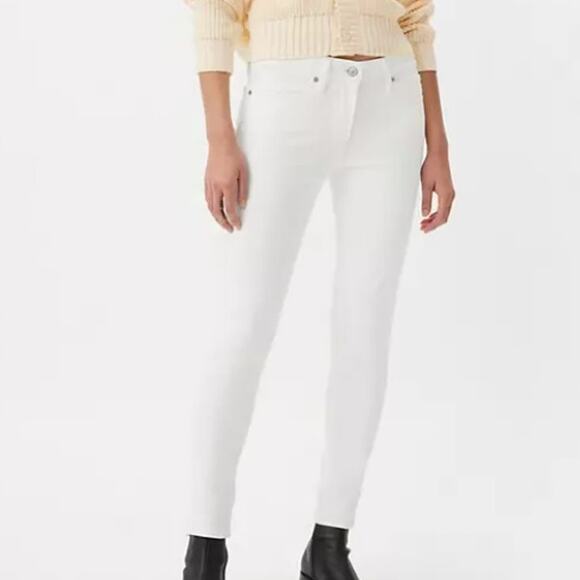 Levi's 711 Skinny Women's Jeans Size 2 Short W26 L28 NEW MID RISE SLIM THRU HIP - Picture 1 of 4